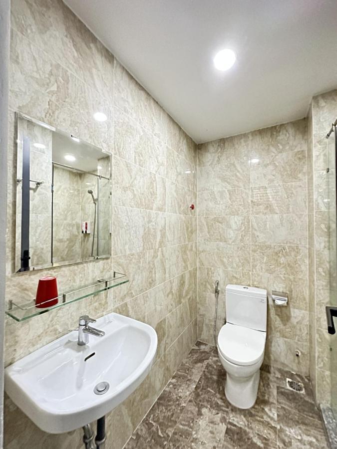 The Jade Hotel Near Tan Son Nhat Airport 호치민 외부 사진