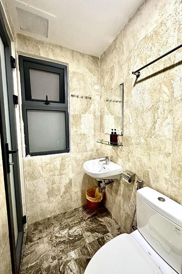The Jade Hotel Near Tan Son Nhat Airport 호치민 외부 사진