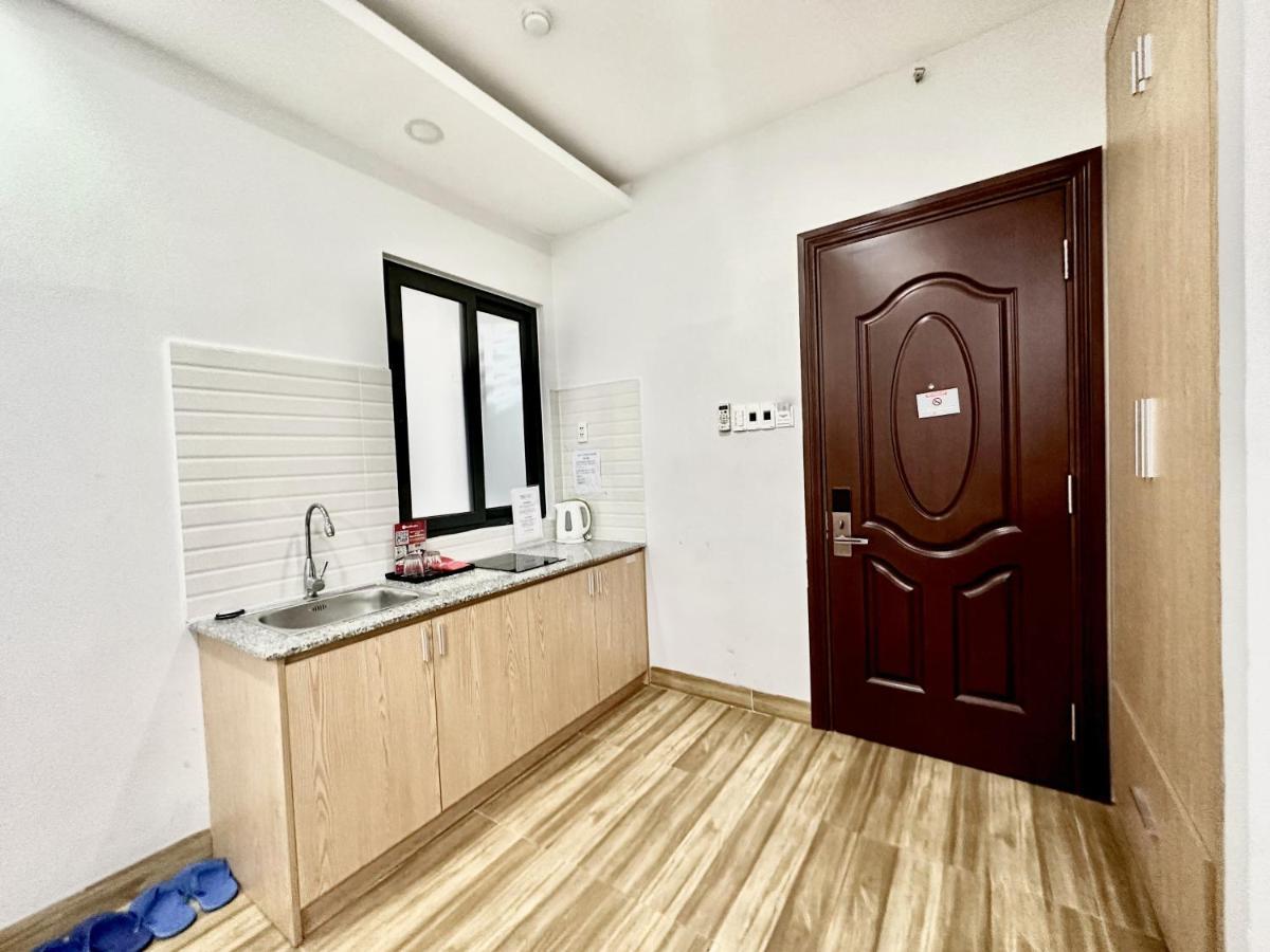 The Jade Hotel Near Tan Son Nhat Airport 호치민 외부 사진